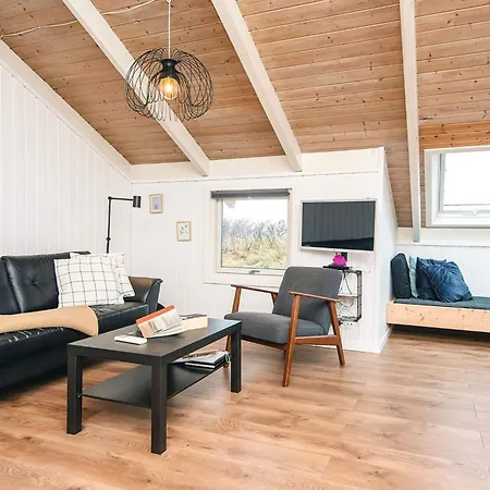 4 Person In Hvide Sande Bjerregård