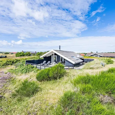 4 Person In Hvide Sande